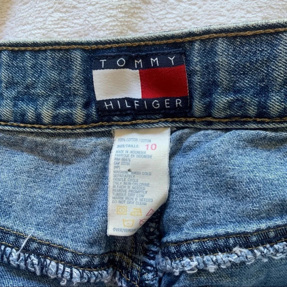 Vintage 90s/Y2K Tommy Hilfiger Light Wash Mom/Straight Leg Jean Size 10 - Picture 6 of 7